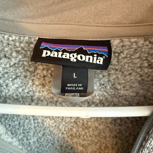 Like New/EUC Patagonia Heathered Gray Better Sweater - Picture 4 of 5